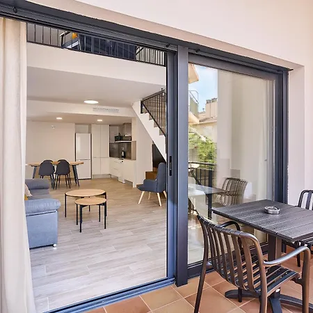 Tr3sor Homes Apartment