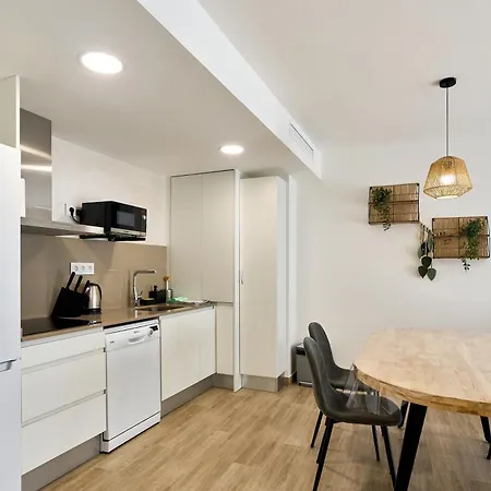 Apartment Tr3sor Homes *